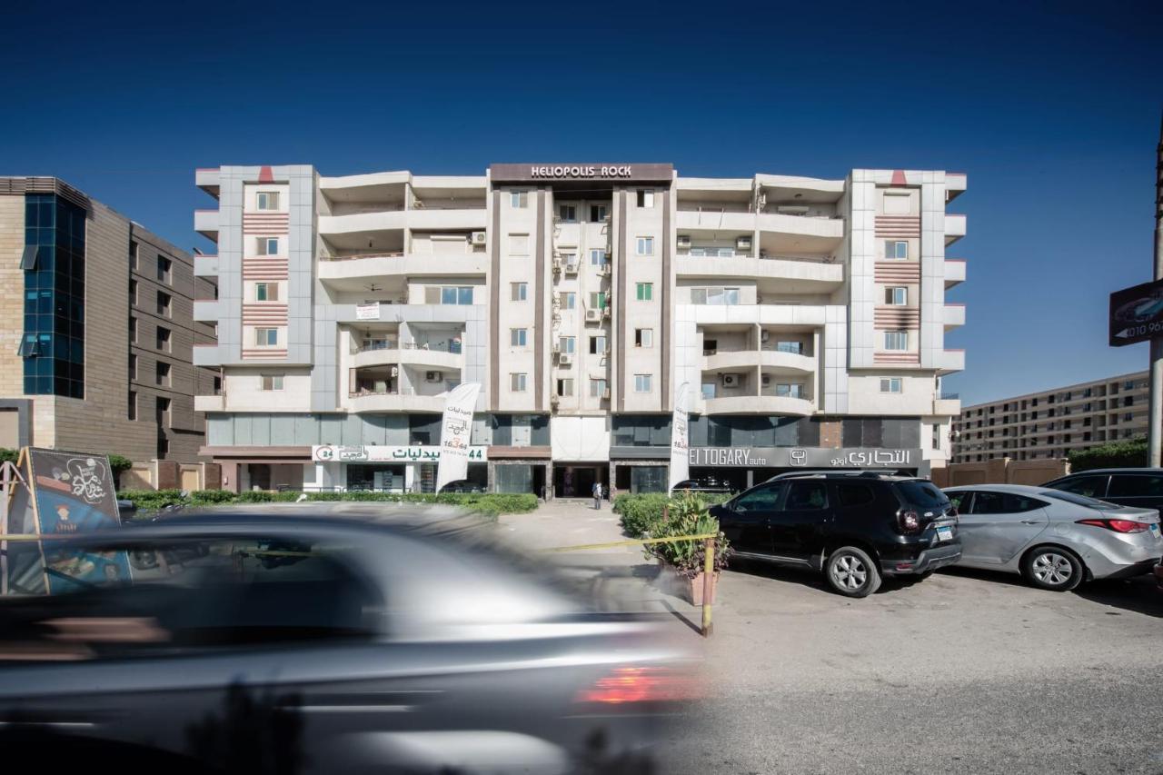 The Terminal 1 Stay - Steps From Nightlife And Airport Kairo Bagian luar foto