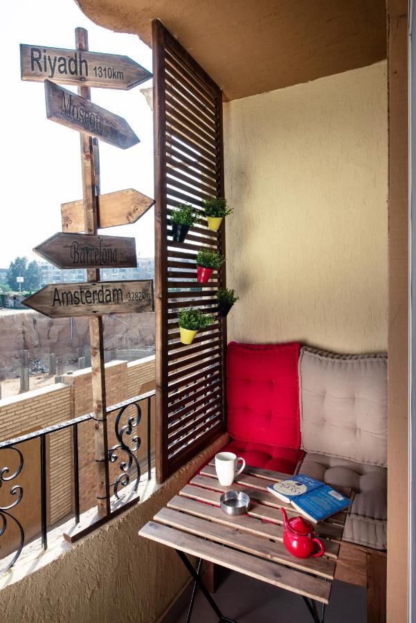 The Terminal 1 Stay - Steps From Nightlife And Airport Kairo Bagian luar foto